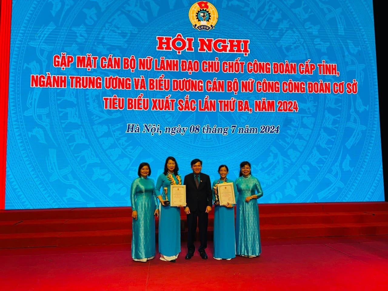 Biểu dương cán bộ nữ công công đoàn cơ sở tiêu biểu xuất sắc lần thứ III - năm 2024