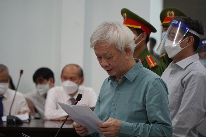 Nước mắt pháp đình và câu chuyện ruộng dưa... Nước mắt pháp đình và câu chuyện ruộng dưa...