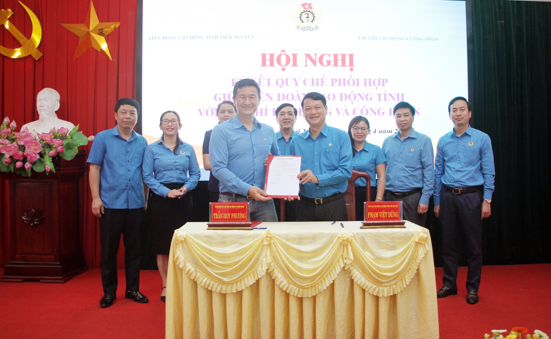 Ký kết Quy chế phối hợp giữa LĐLĐ tỉnh Thái Nguyên và Tạp chí Lao động và Công đoàn Ký kết Quy chế phối hợp giữa LĐLĐ tỉnh Thái Nguyên và Tạp chí Lao động và Công đoàn
