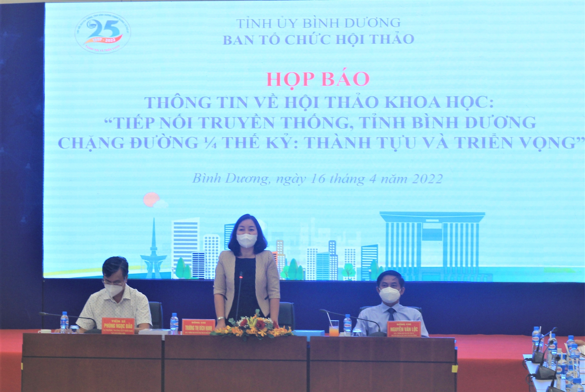 Thành tựu và triển vọng của Bình Dương sau 25 năm thành lập tỉnh Thành tựu và triển vọng của Bình Dương sau 25 năm thành lập tỉnh