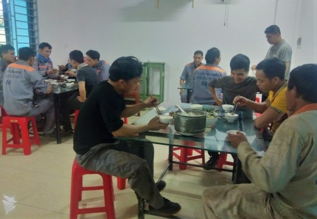 Tăng giá trị bữa ăn ca cho người lao động: Nỗ lực của doanh nghiệp ở Quảng Bình
