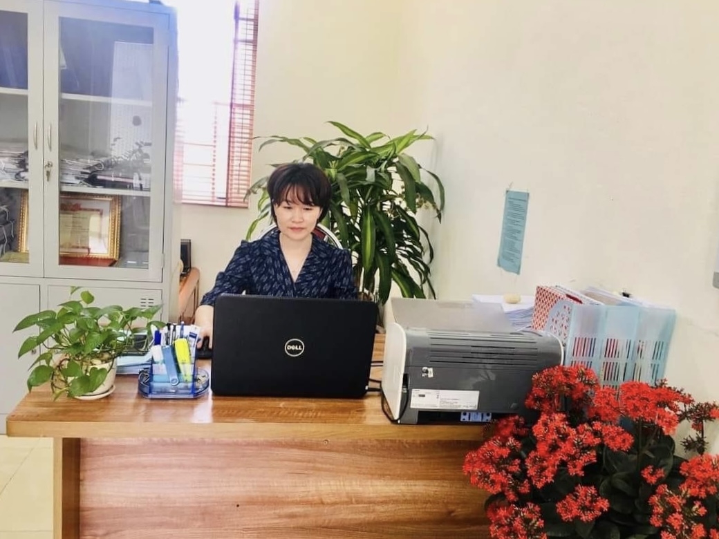 Hoạt động xanh công đoàn chào mừng 15 năm thành lập huyện Tân Sơn