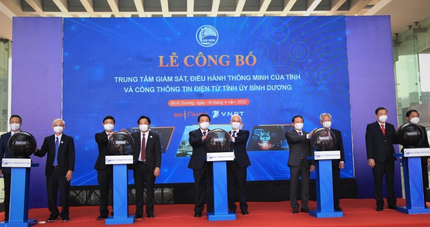 Trung tâm Giám sát, điều hành thông minh giúp lãnh đạo Bình Dương quản lý toàn diện Trung tâm Giám sát, điều hành thông minh giúp lãnh đạo Bình Dương quản lý toàn diện