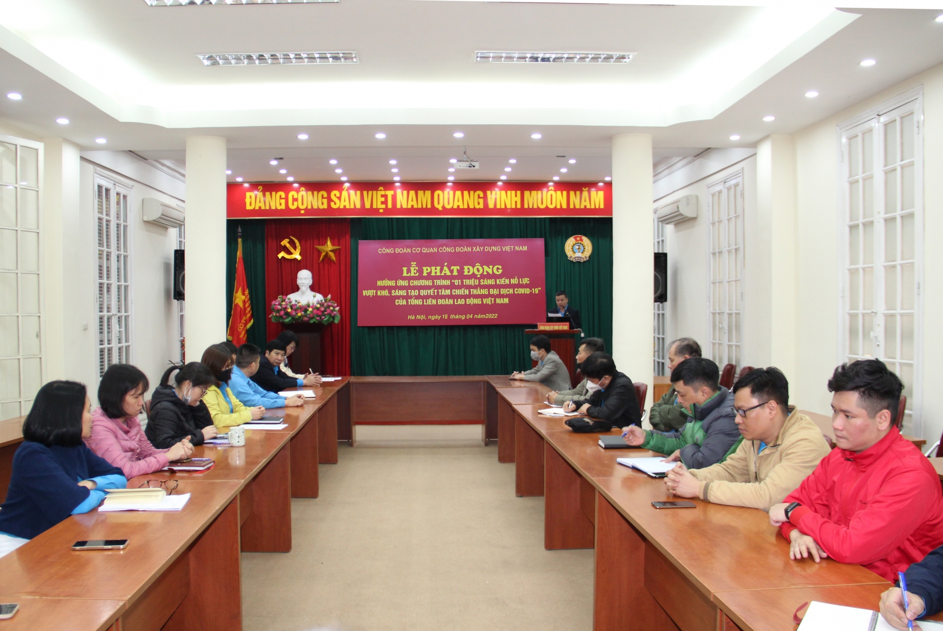 Phát động hưởng ứng Chương trình “01 triệu sáng kiến" Phát động hưởng ứng Chương trình “01 triệu sáng kiến"