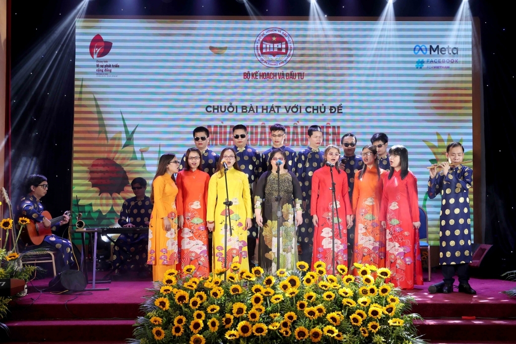 Tạo cơ hội để người khuyết tật được làm việc và cống hiến Tạo cơ hội để người khuyết tật được làm việc và cống hiến