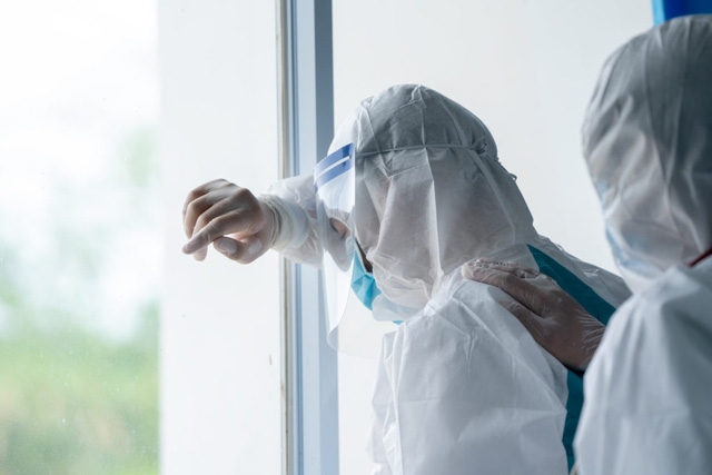 “Kiệt sức nghề nghiệp” thành bệnh nghề nghiệp - bao giờ?
