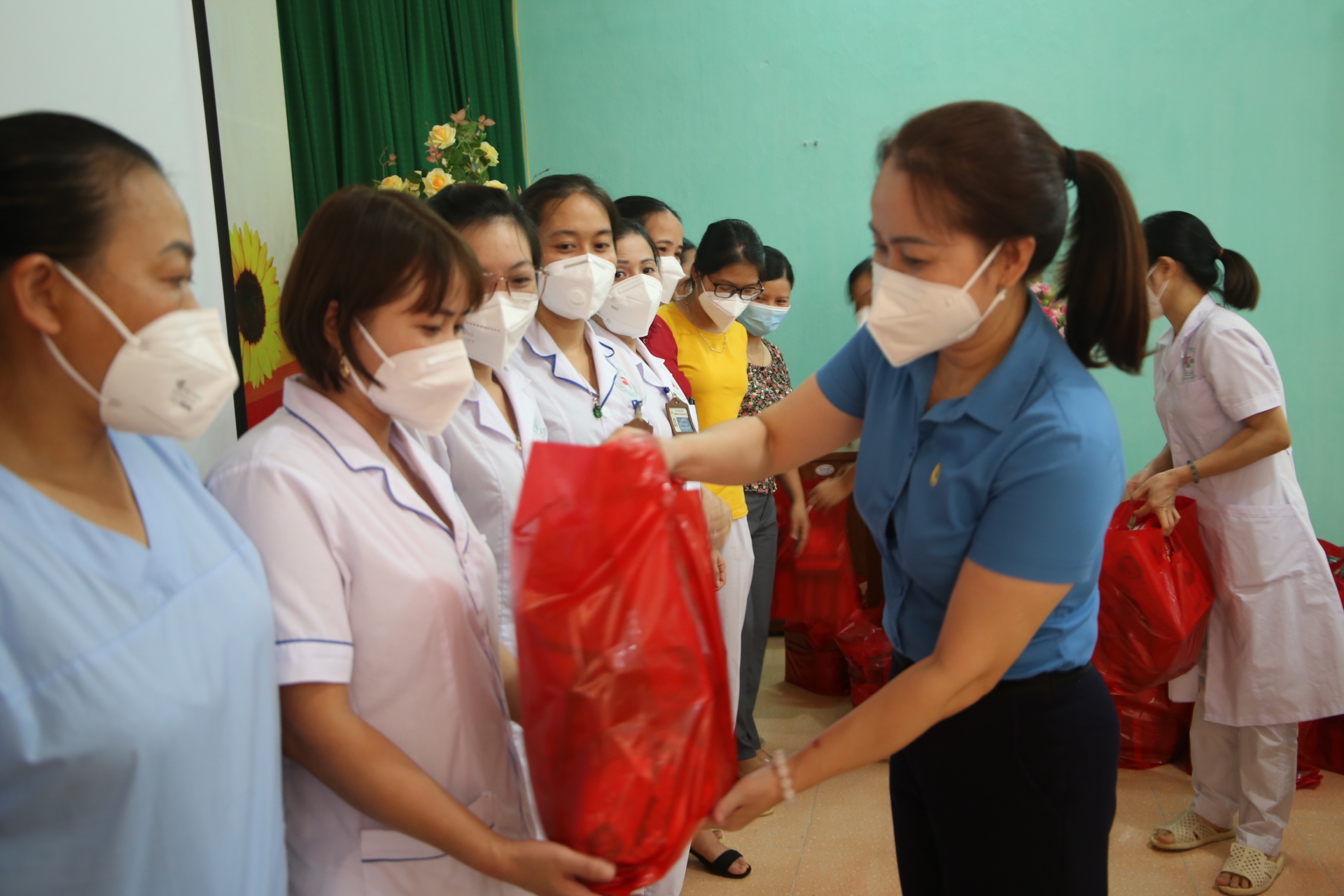 “Kiệt sức nghề nghiệp” thành bệnh nghề nghiệp - bao giờ?