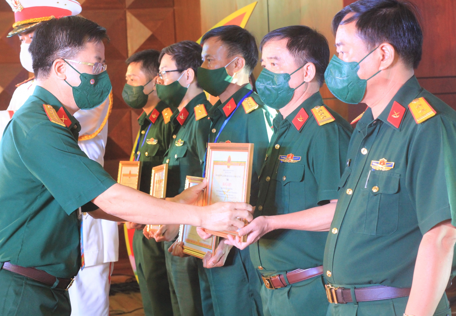 Hội thi Thợ giỏi ngành May toàn quân: Đội ngũ thợ giỏi ngày càng được trẻ hóa Hội thi Thợ giỏi ngành May toàn quân: Đội ngũ thợ giỏi ngày càng được trẻ hóa