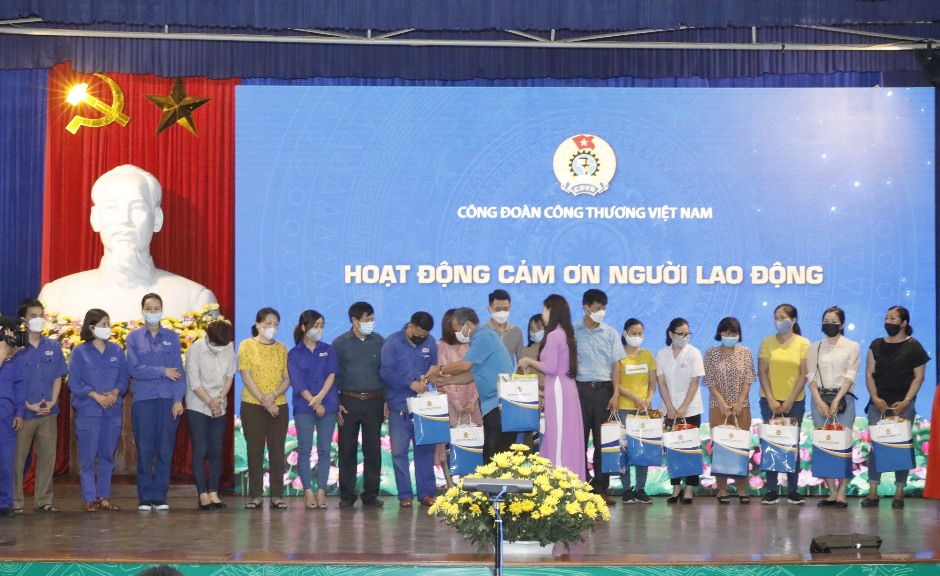 Công đoàn Công thương Việt Nam tổ chức lễ phát động Tháng Công nhân Công đoàn Công thương Việt Nam tổ chức lễ phát động Tháng Công nhân