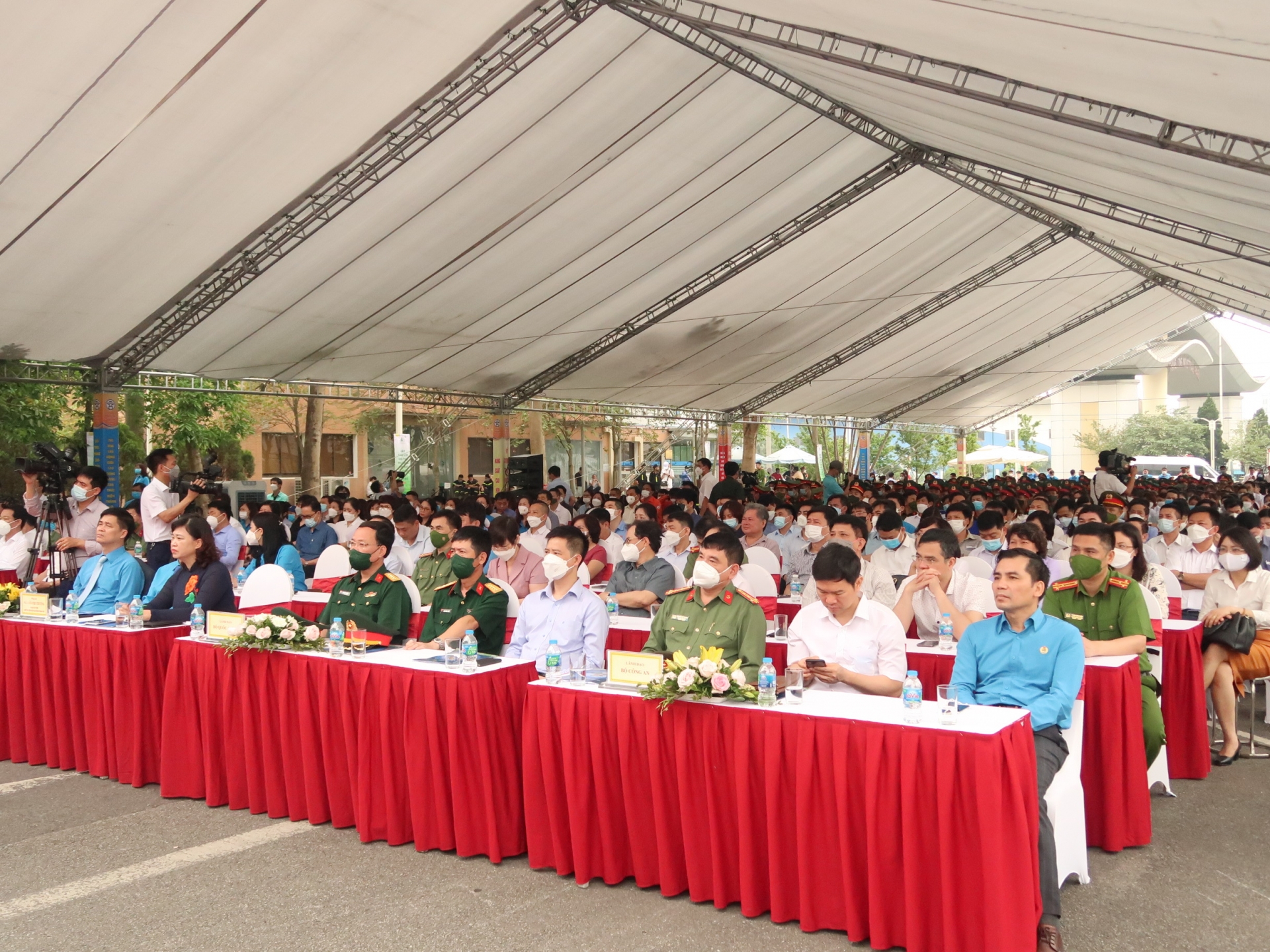 Công đoàn Hà Nội phát động Tháng Công nhân 2022 Công đoàn Hà Nội phát động Tháng Công nhân 2022