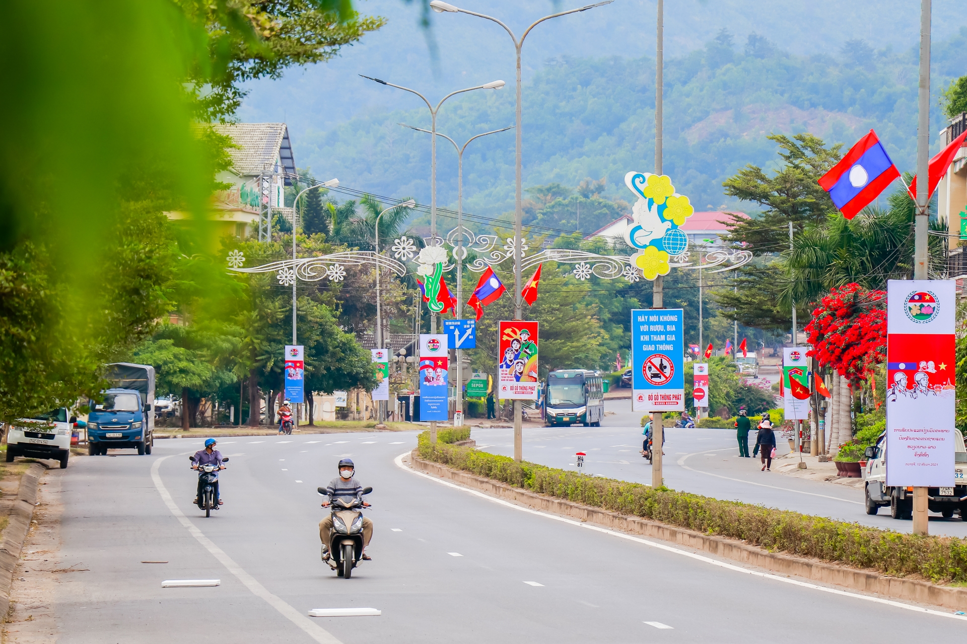 Kỳ vọng về Khu kinh tế xuyên biên giới chung Lao Bảo – Densavan Kỳ vọng về Khu kinh tế xuyên biên giới chung Lao Bảo – Densavan