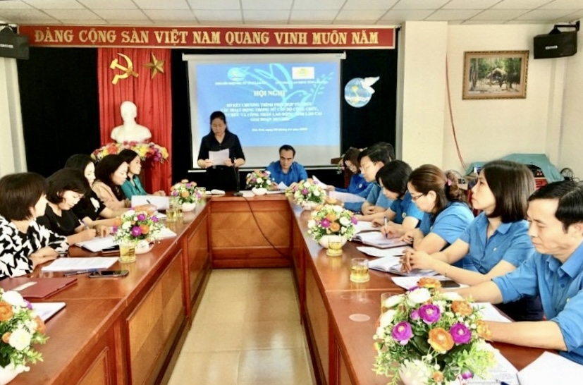 Công đoàn Lào Cai: 15 năm triển khai công tác Bình đẳng giới Công đoàn Lào Cai: 15 năm triển khai công tác Bình đẳng giới