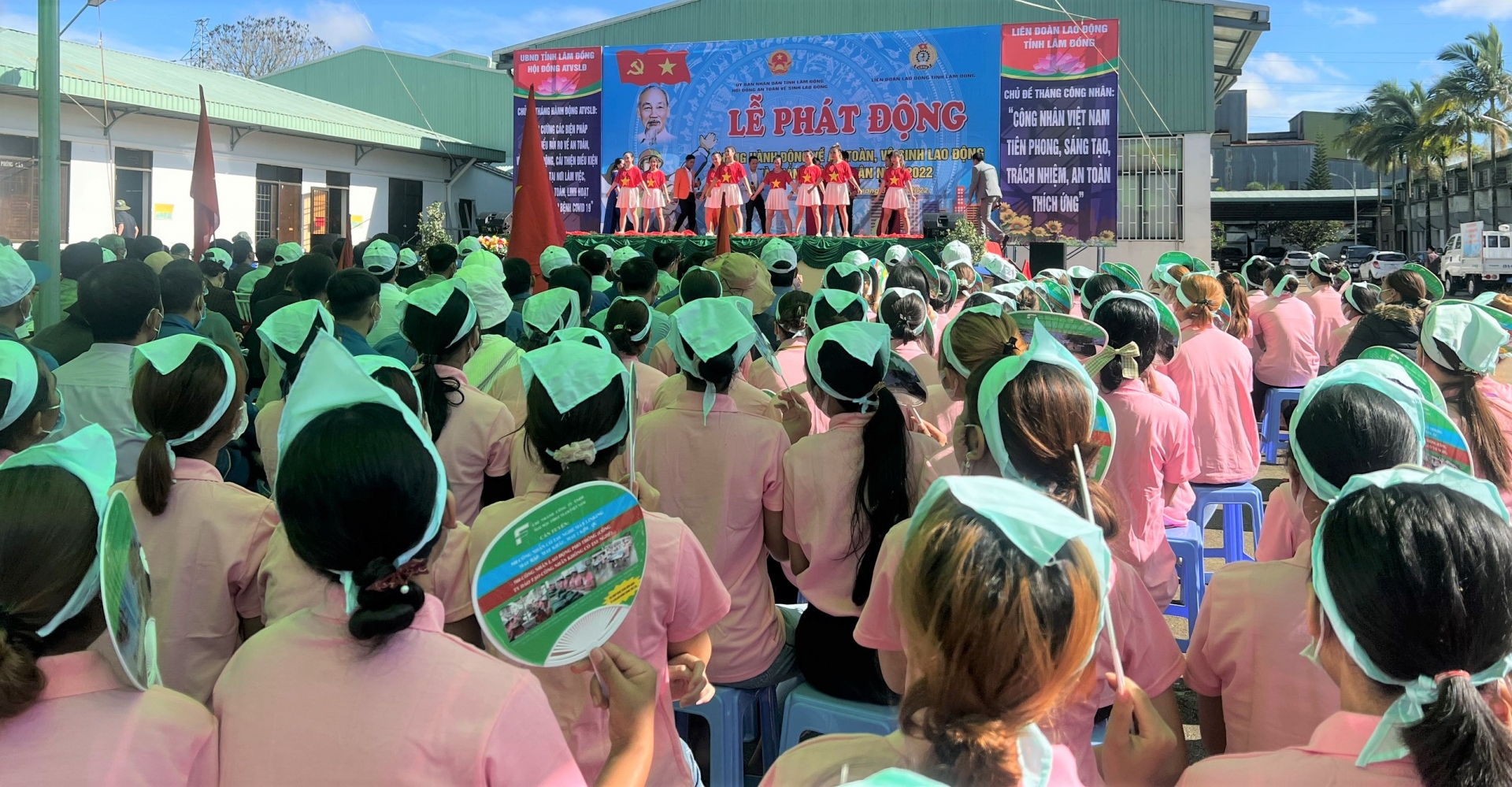 Lâm Đồng: tưng bừng các hoạt động Tháng Công nhân Lâm Đồng: Tưng bừng các hoạt động Tháng Công nhân