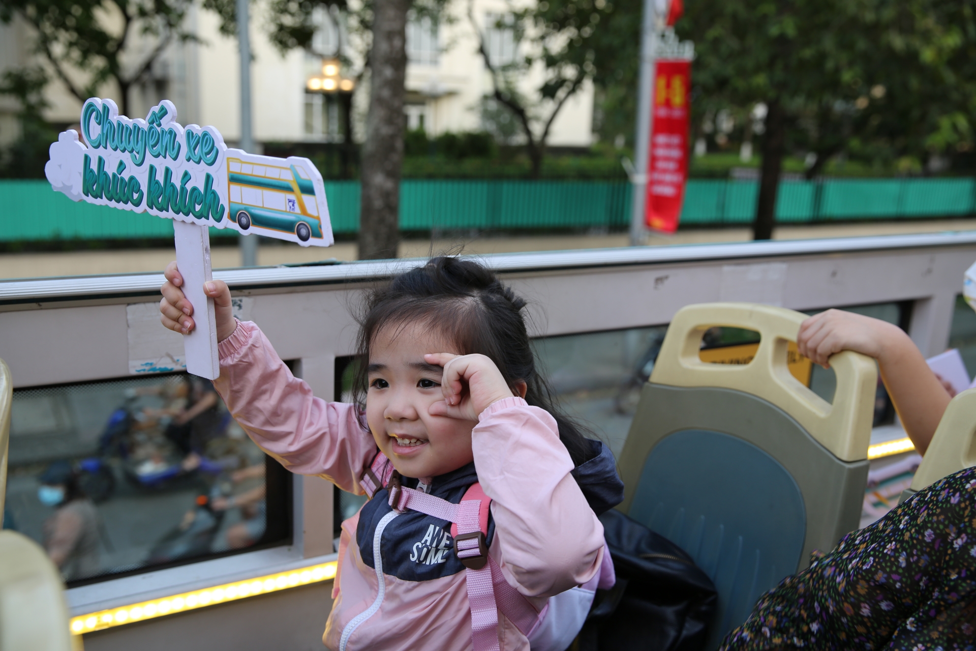 Trải nghiệm miễn phí xe bus 2 tầng xuyên Việt cùng BIDV