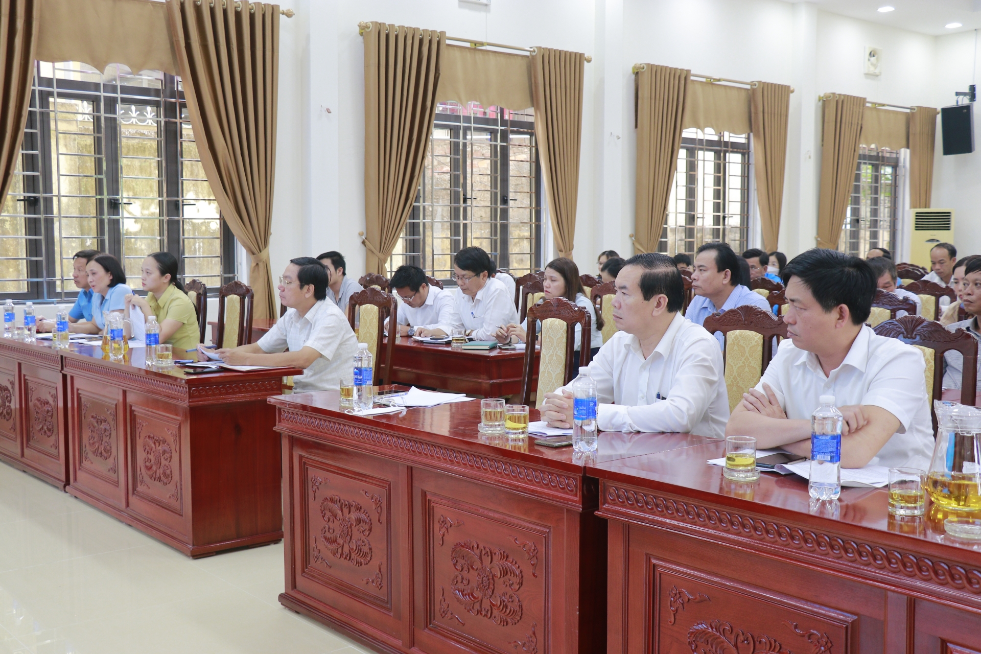 LĐLĐ tỉnh Quảng Trị: Tổ chức thương lượng TƯLĐTT nhóm doanh nghiệp vật liệu xây dựng