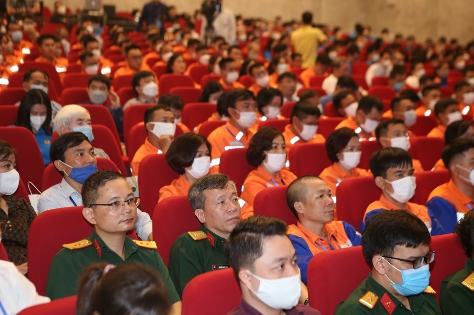 Đợt cao điểm chăm lo cho đoàn viên, người lao động