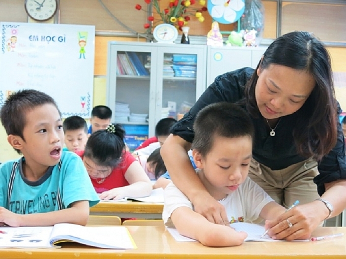 Trẻ khuyết tật đi học: đường đến trường còn xa Trẻ khuyết tật đi học: đường đến trường vẫn còn xa