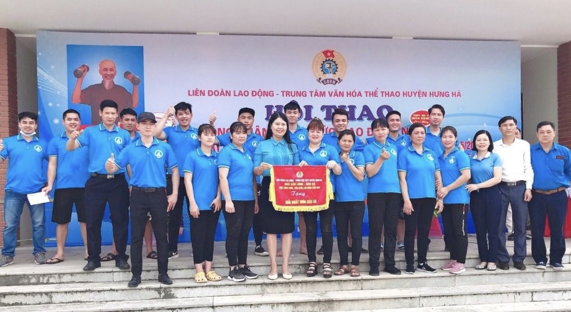 LĐLĐ huyện Hưng Hà tổ chức hội thao, thu hút hơn 400 CNVCNLĐ tham gia LĐLĐ huyện Hưng Hà tổ chức hội thao, thu hút hơn 400 CNVCNLĐ tham gia