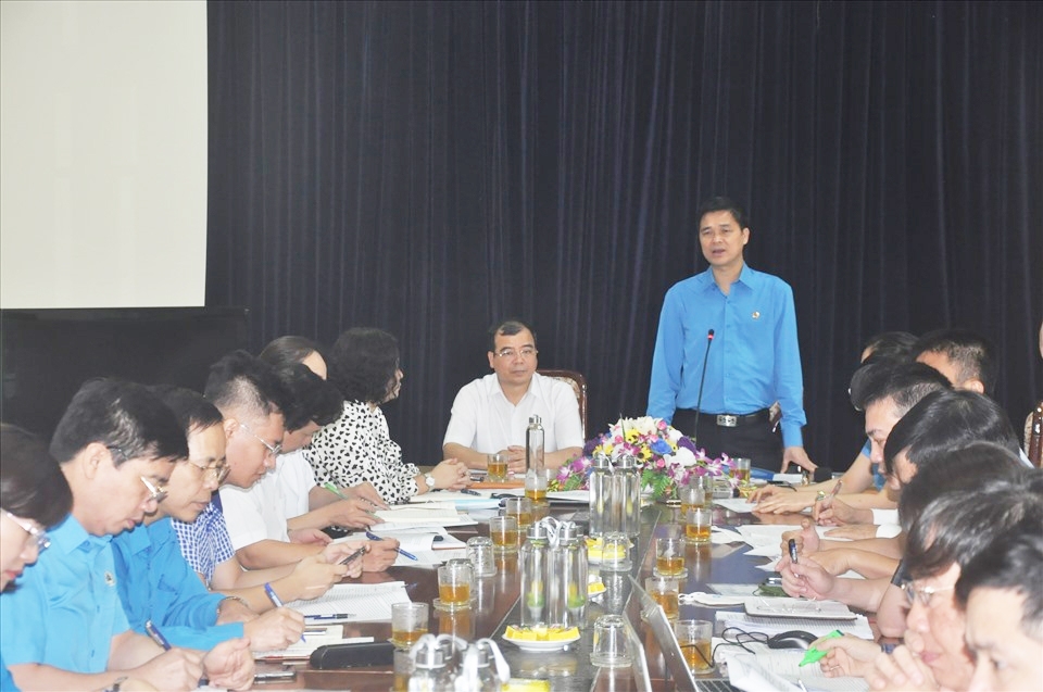 Tiếp thu nghiêm túc góp ý của Đoàn giám sát về thực hiện pháp luật lao động Tiếp thu nghiêm túc góp ý của Đoàn giám sát về thực hiện pháp luật lao động