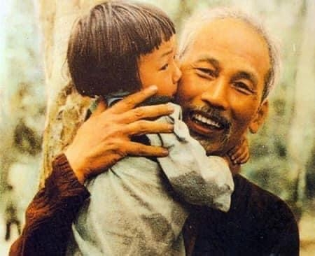 Bác ơi! Tim Bác mênh mông thế Bác ơi! Tim Bác mênh mông thế