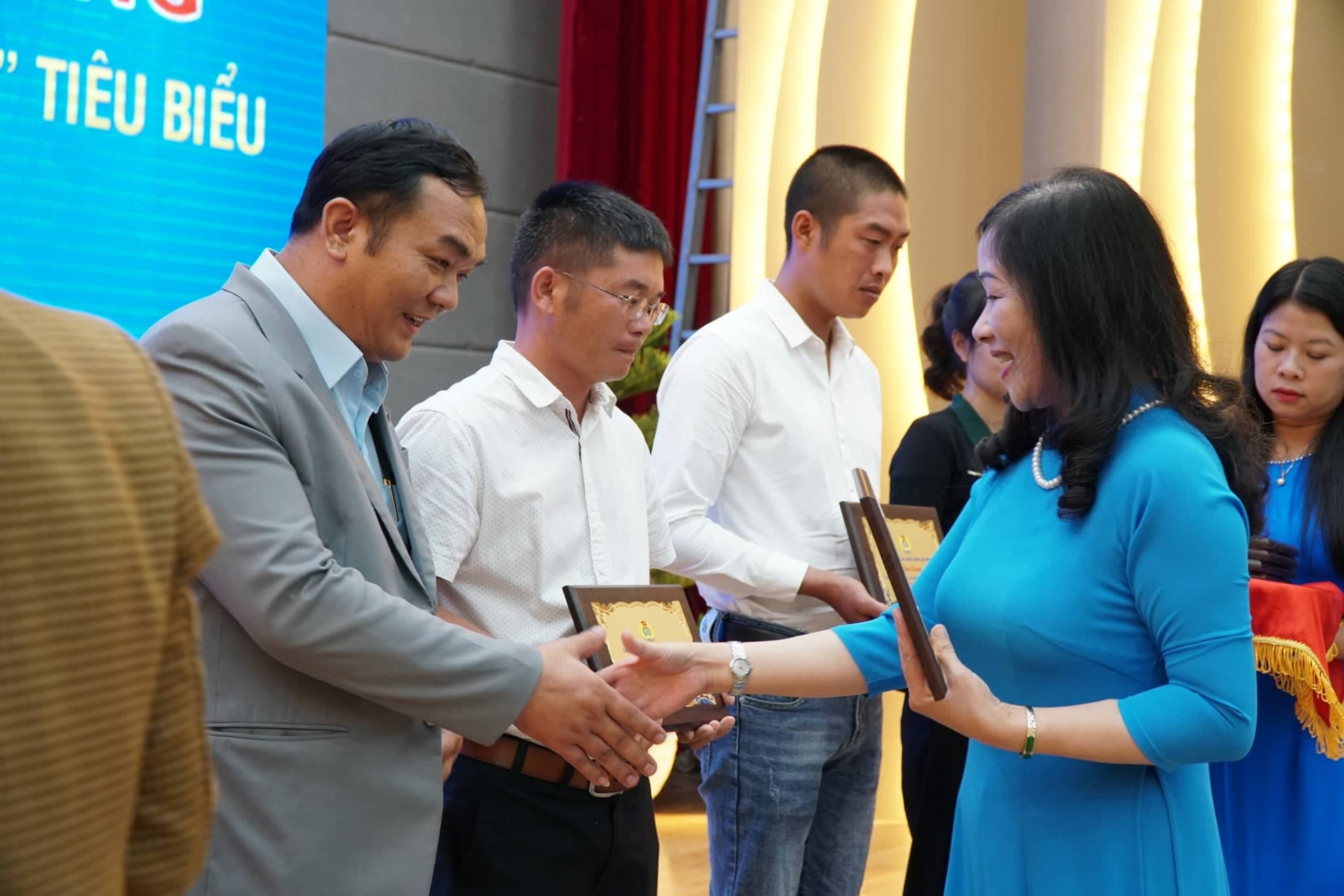 Lâm Đồng: Biểu dương 30 doanh nghiệp tiêu biểu “vì người lao động”