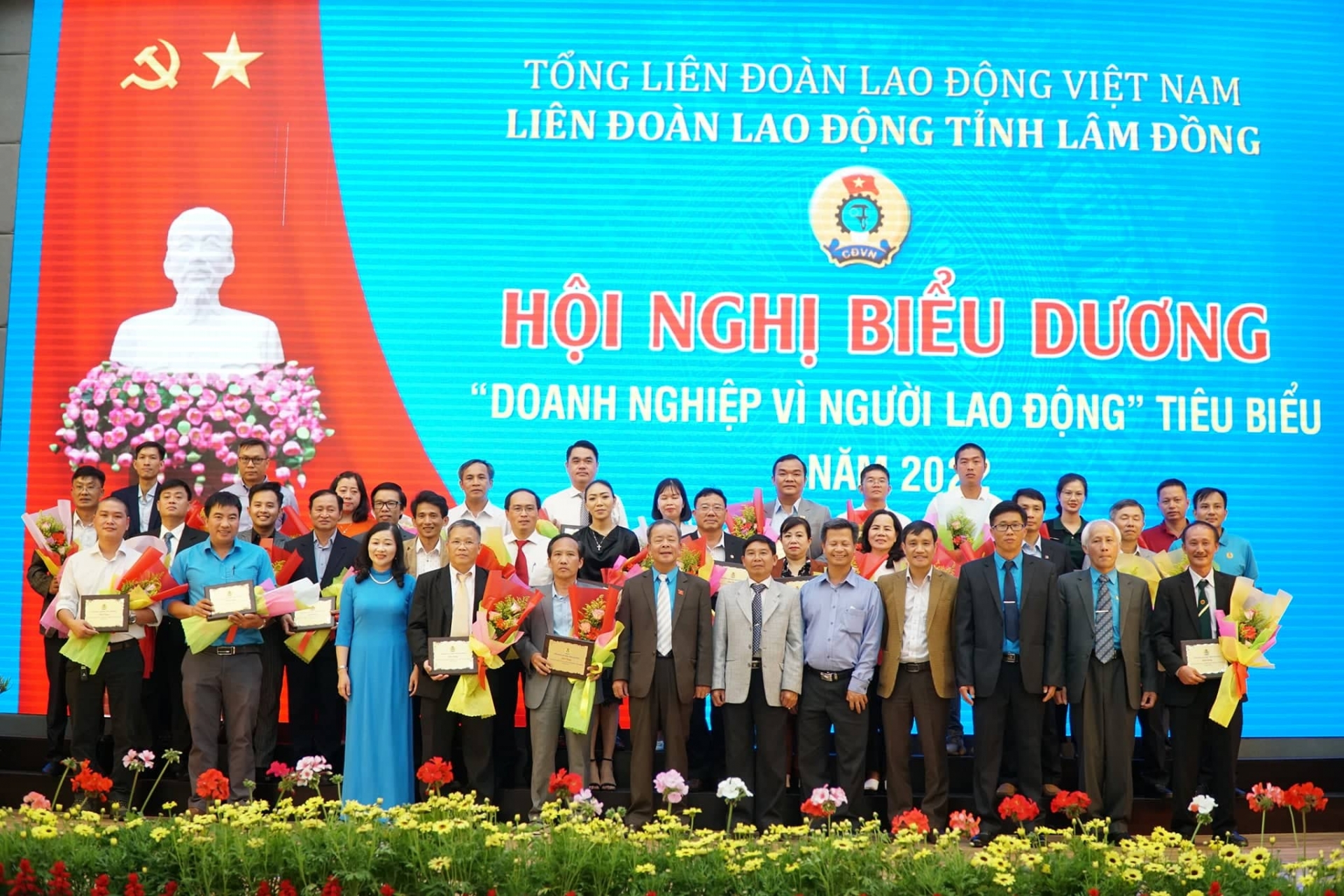 Lâm Đồng: Biểu dương 30 doanh nghiệp tiêu biểu “vì người lao động”