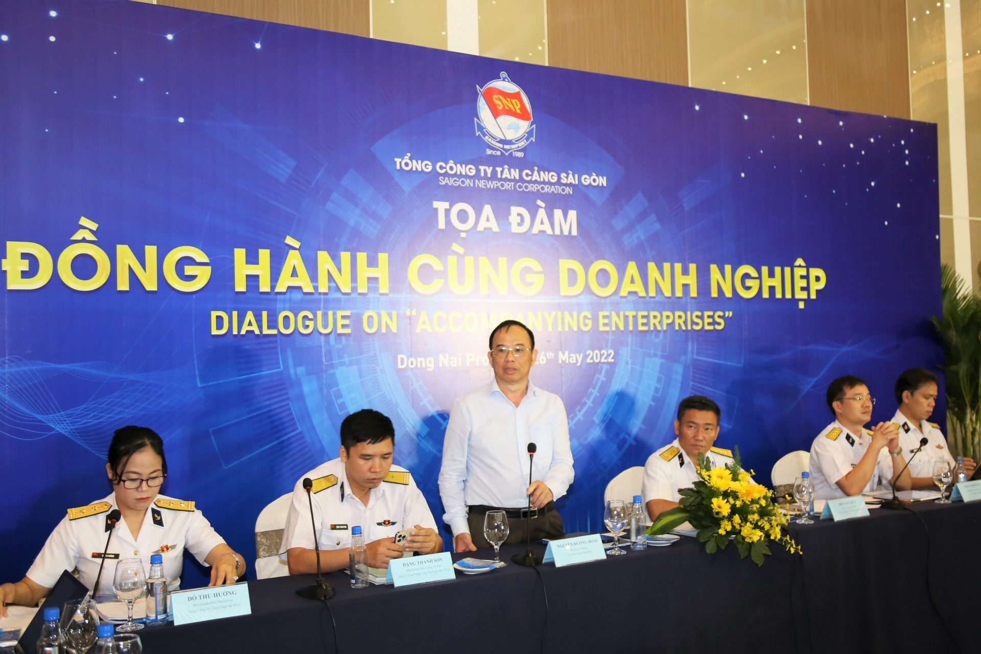 Luôn lắng nghe, thấu hiểu, chia sẻ khó khăn với doanh nghiệp Luôn lắng nghe, thấu hiểu, chia sẻ khó khăn với doanh nghiệp
