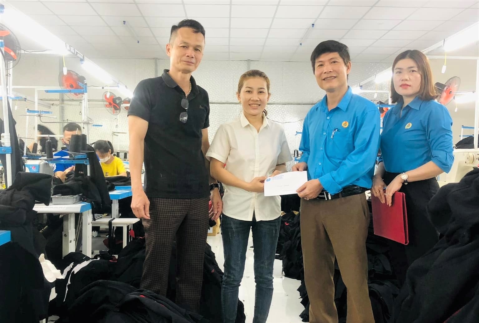 LĐLĐ huyện Gio Linh (Quảng Trị) vượt kế hoạch thành lập CĐCS, kết nạp nhiều đoàn viên LĐLĐ huyện Gio Linh (Quảng Trị) vượt kế hoạch thành lập CĐCS, kết nạp nhiều đoàn viên