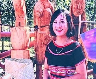 “Hoa Tháng 5” từ phong trào thi đua yêu nước trong CNVCLĐ ở Gia Lai “Hoa Tháng 5” từ phong trào thi đua yêu nước trong CNVCLĐ ở Gia Lai