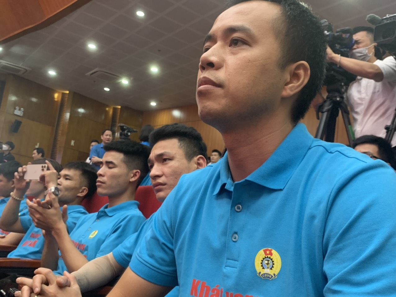 "Cháu mong Chính phủ có chính sách hỗ trợ công nhân nỗ lực nâng cao tay nghề"