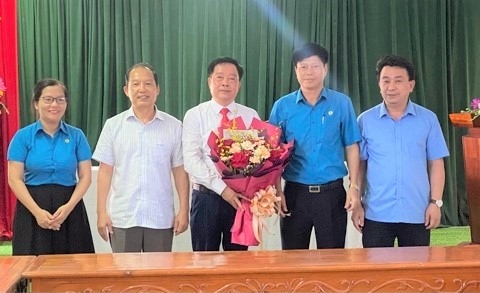 Bổ nhiệm Giám đốc Công ty TNHH MTV Khách sạn Du lịch Công đoàn Thiên Cầm
