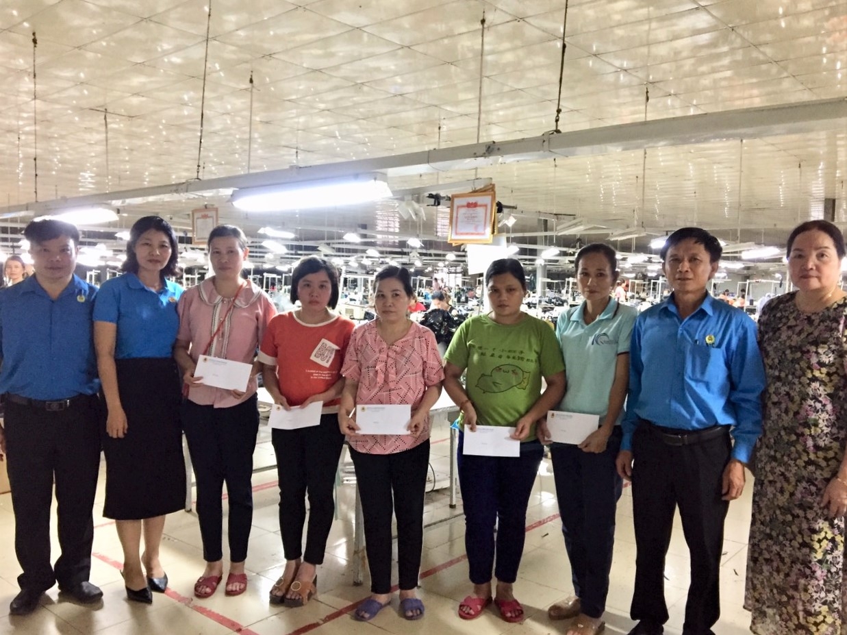 Công đoàn huyện Anh Sơn: Tích cực tổ chức nhiều hoạt động trong Tháng Công nhân Công đoàn huyện Anh Sơn: Tích cực tổ chức nhiều hoạt động trong Tháng Công nhân