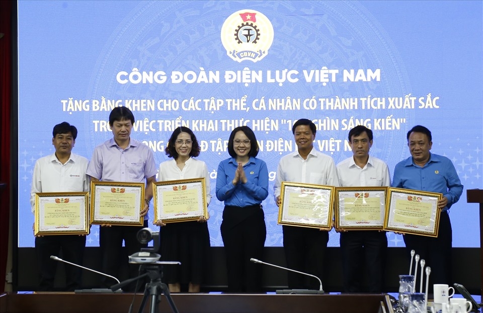 Phấn đấu giai đoạn 2 đóng góp hơn 7.000 sáng kiến