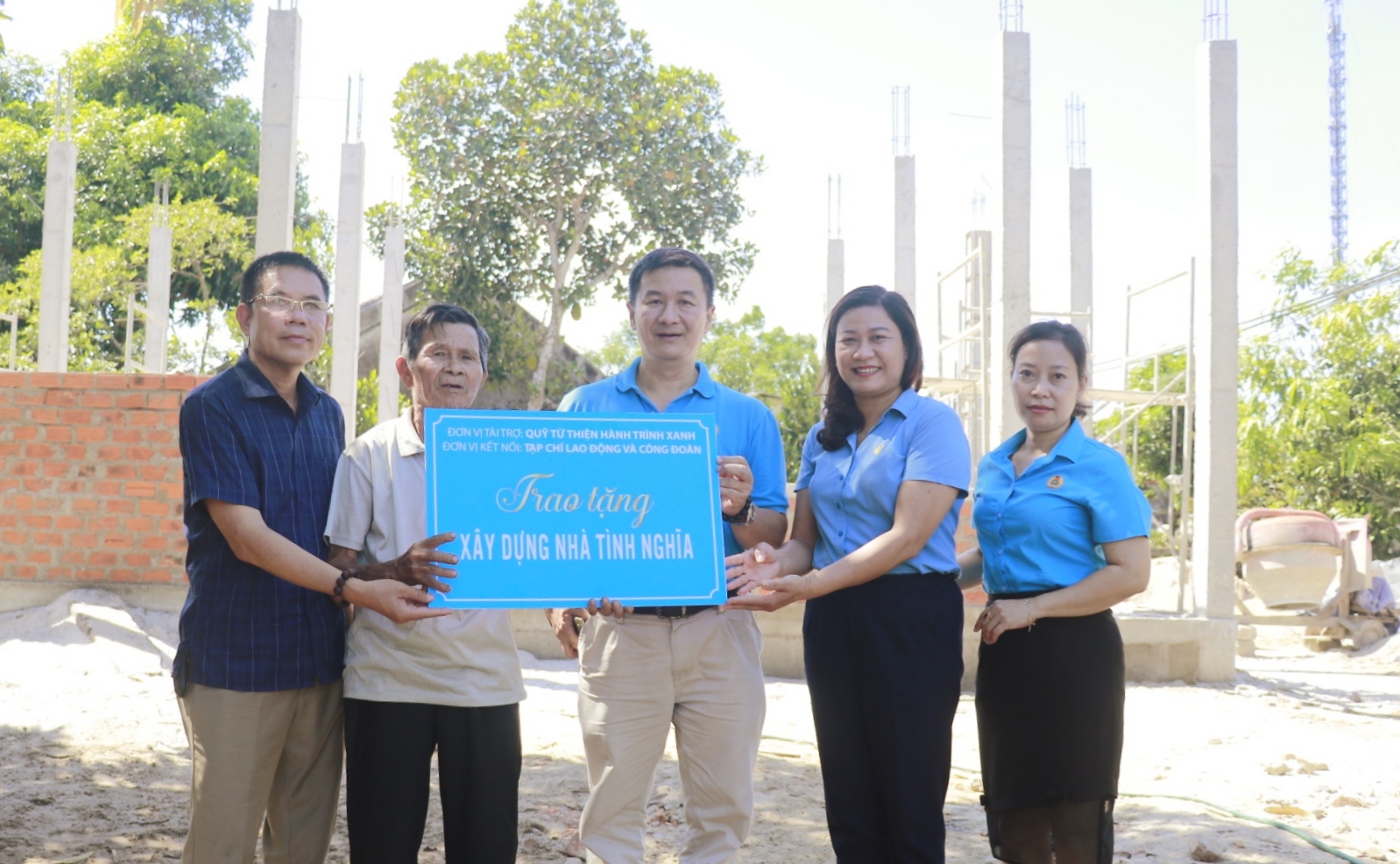 Ngày của nghĩa tình… Ngày của nghĩa tình…