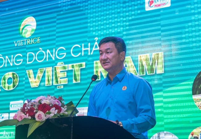 Hôm nay diễn ra hội thảo "Khơi thông dòng chảy hạt gạo Việt Nam" Hôm nay diễn ra hội thảo "Khơi thông dòng chảy hạt gạo Việt Nam"