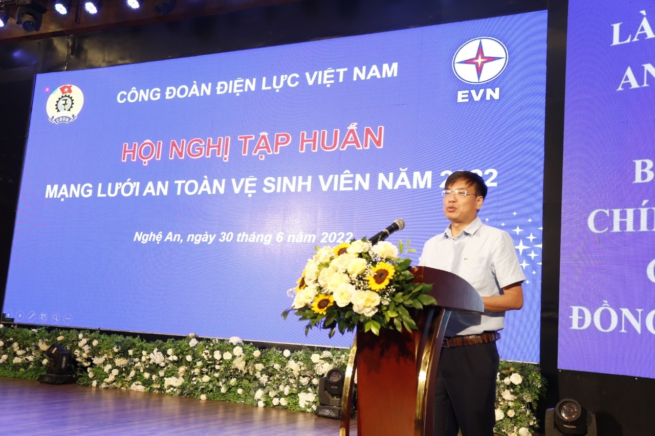 Tập huấn về mạng lưới an toàn vệ sinh viên năm 2022 cho cán bộ công đoàn Tập huấn về mạng lưới an toàn vệ sinh viên năm 2022 cho cán bộ công đoàn