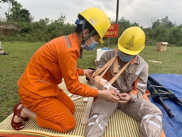 Sơ kết 5 năm thực hiện Nghị quyết 10c/NQ-BCH về công tác ATVSLĐ của tổ chức Công đoàn