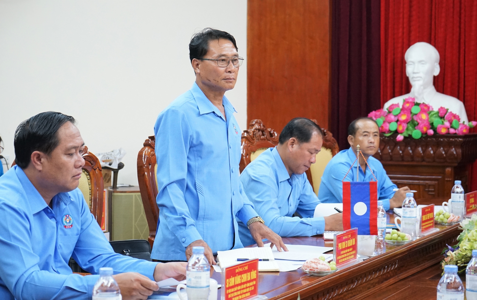 Công đoàn hai tỉnh Nghệ An - Xiêng Khoảng tiếp tục vun đắp tình đoàn kết, hữu nghị