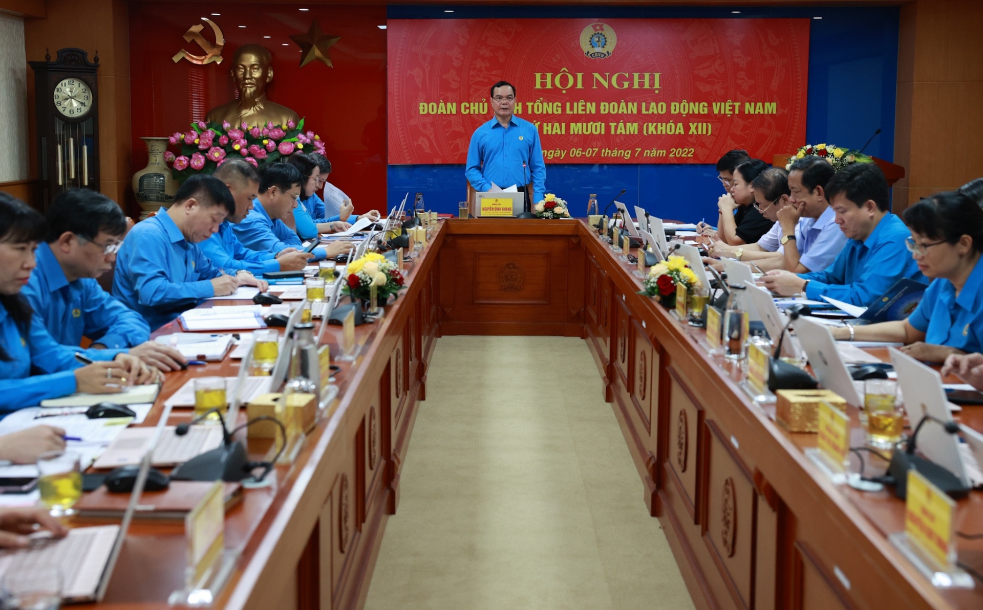 Hội nghị Đoàn Chủ tịch Tổng Liên đoàn Lao động Việt Nam Lần thứ 28 (Khóa XII)