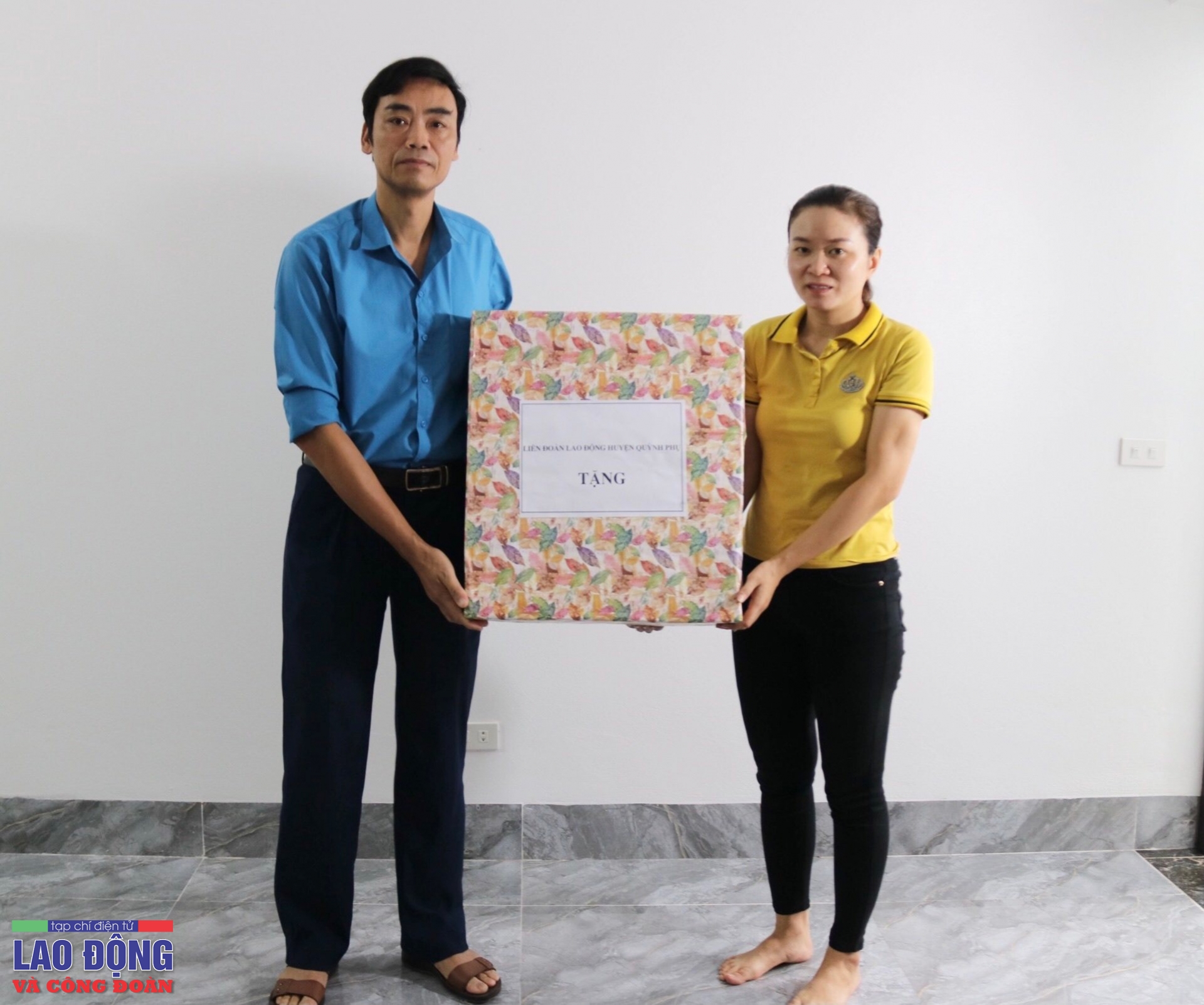 undefined Hỗ trợ cô giáo xây nhà “Mái ấm Công đoàn”