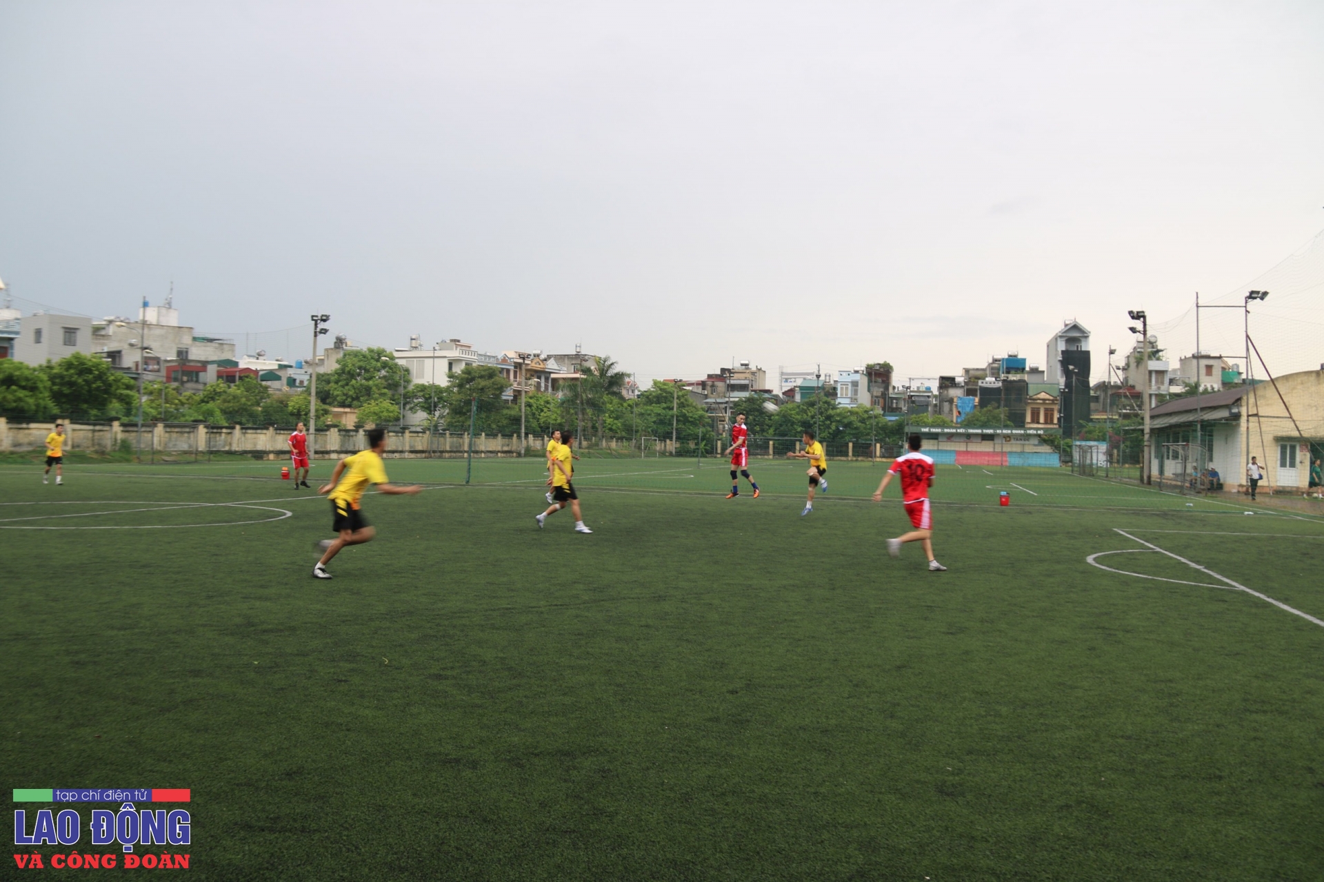 Thái Bình: Sôi nổi giải bóng đá trong công nhân lao động