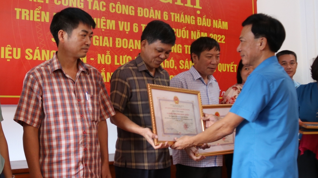 Công đoàn ngành Xây dựng Thái Bình chăm lo đời sống, việc làm cho người lao động