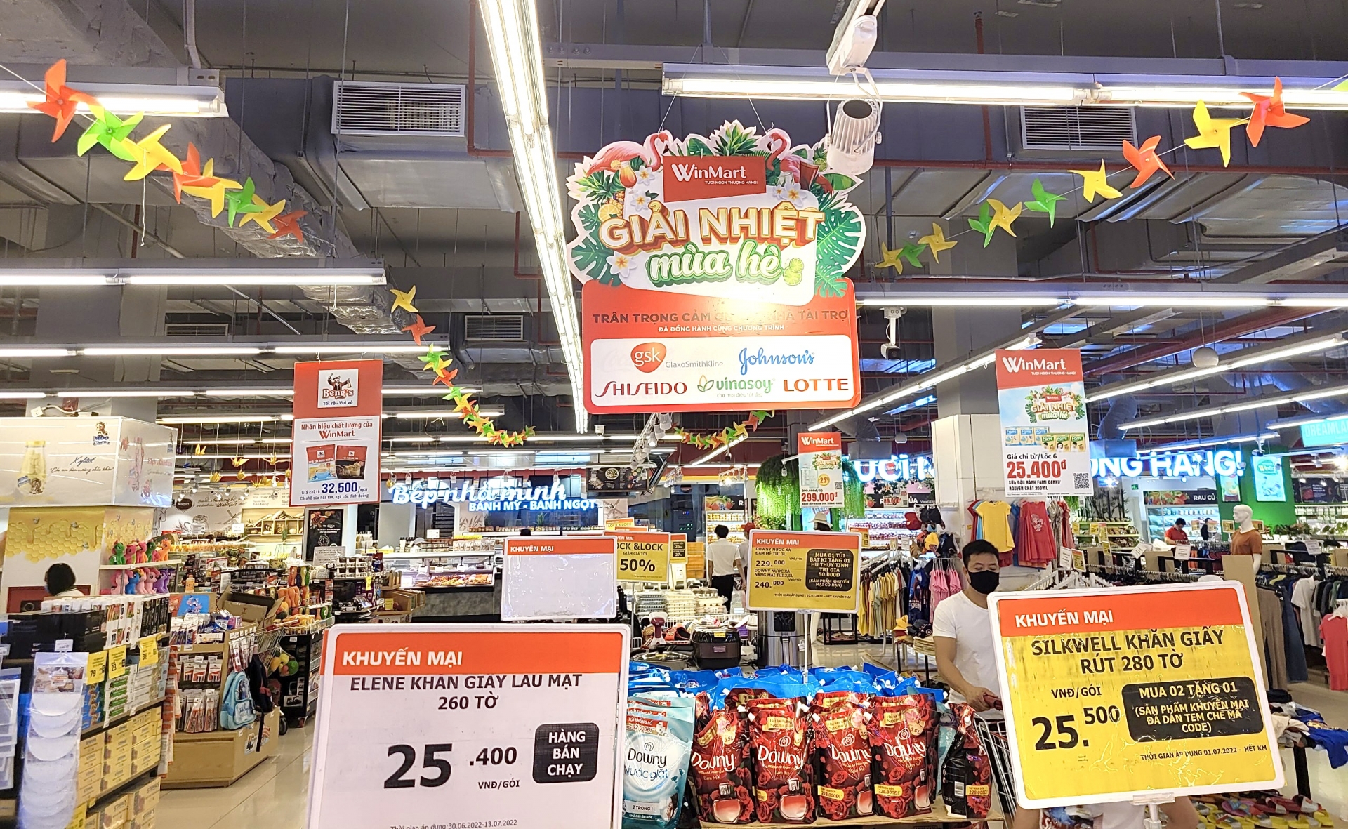 WinMart, WinMart+ tăng cường các chương trình kích cầu mua sắm