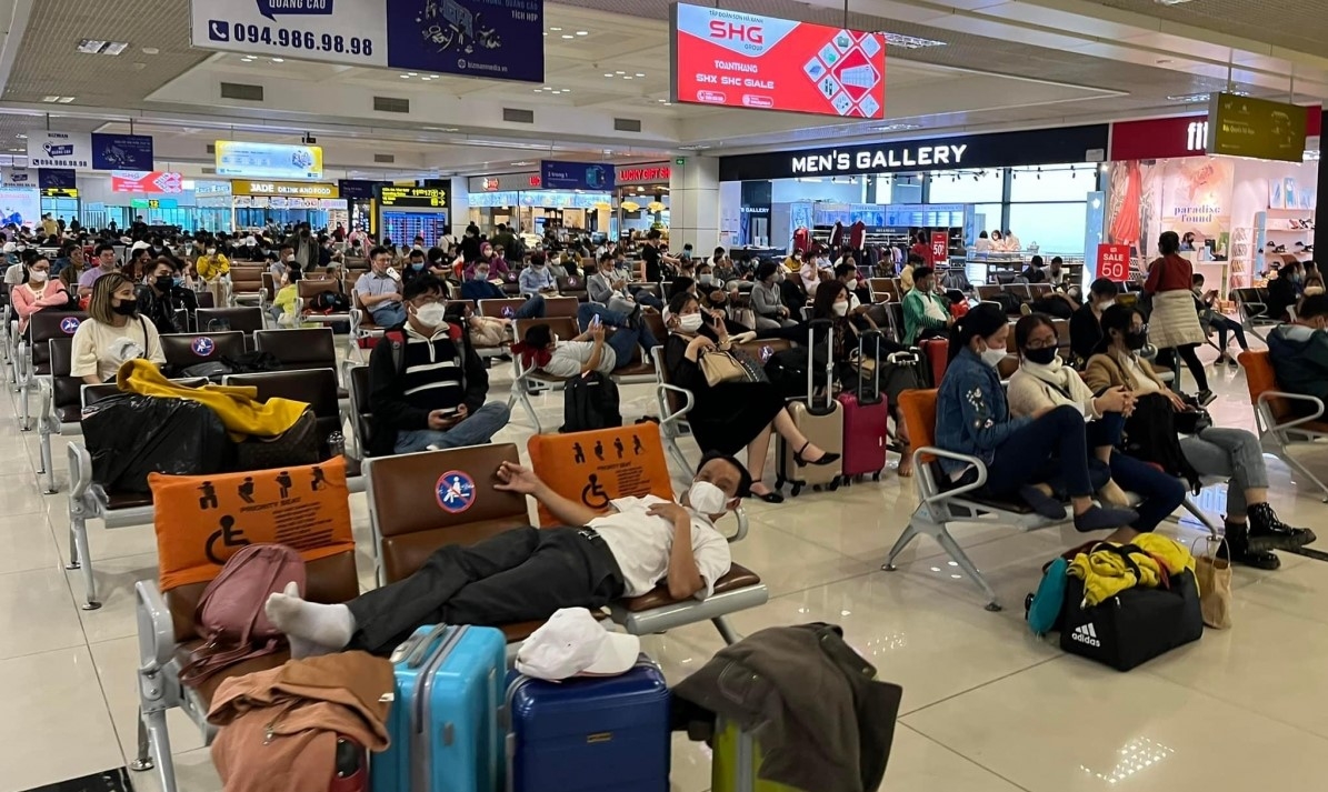 Hàng không nên sòng phẳng với hành khách
