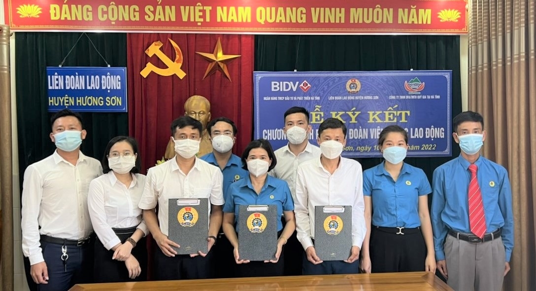 LĐLĐ huyện Hương Sơn xuất sắc trong tổ chức Tháng Công nhân, Tết Sum vầy