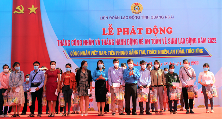 Công đoàn Quảng Ngãi đổi mới hoạt động để chăm lo tốt hơn cho đoàn viên, CNVCLĐ Công đoàn Quảng Ngãi đổi mới hoạt động để chăm lo tốt hơn cho đoàn viên, CNVCLĐ
