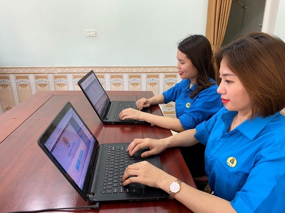 Nghệ An: Sơ kết giai đoạn 1 Chương trình "1 triệu sáng kiến". Nghệ An: Sơ kết giai đoạn 1 Chương trình "1 triệu sáng kiến".