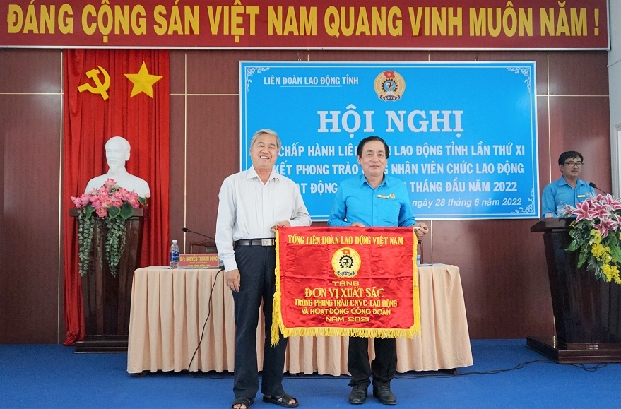 Công đoàn tỉnh Bến Tre vượt nhiều chỉ tiêu trong 6 tháng đầu năm Công đoàn tỉnh Bến Tre vượt nhiều chỉ tiêu trong 6 tháng đầu năm