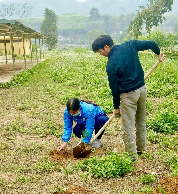 Thúc đẩy cải thiện điều kiện, môi trường làm việc cho người lao động Thúc đẩy cải thiện điều kiện, môi trường làm việc cho người lao động