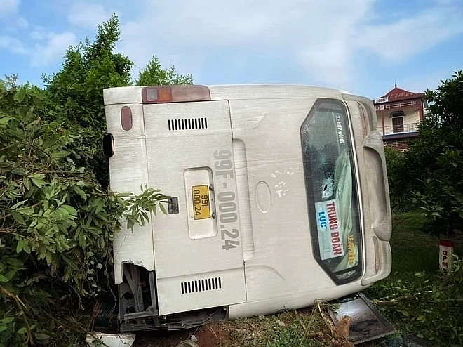 Công nhân bị đứt lìa cánh tay có hoàn cảnh gia đình khó khăn Công nhân bị đứt lìa cánh tay có hoàn cảnh gia đình khó khăn